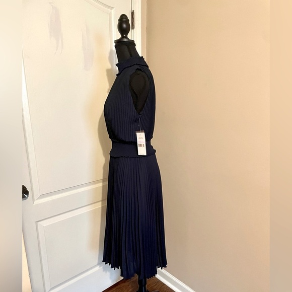 Nanette Lepore Navy Accordion Pleat Smocked Midi Dress Size 6 Office Work Party - Picture 6 of 12